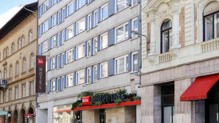 Ibis Budapest City 3* - КОЛЕДНИ БАЗАРИ в БУДАПЕЩА - 3 нощувки - полет от София